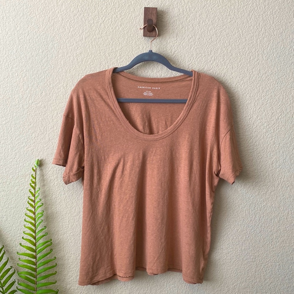 American Eagle Distressed Top